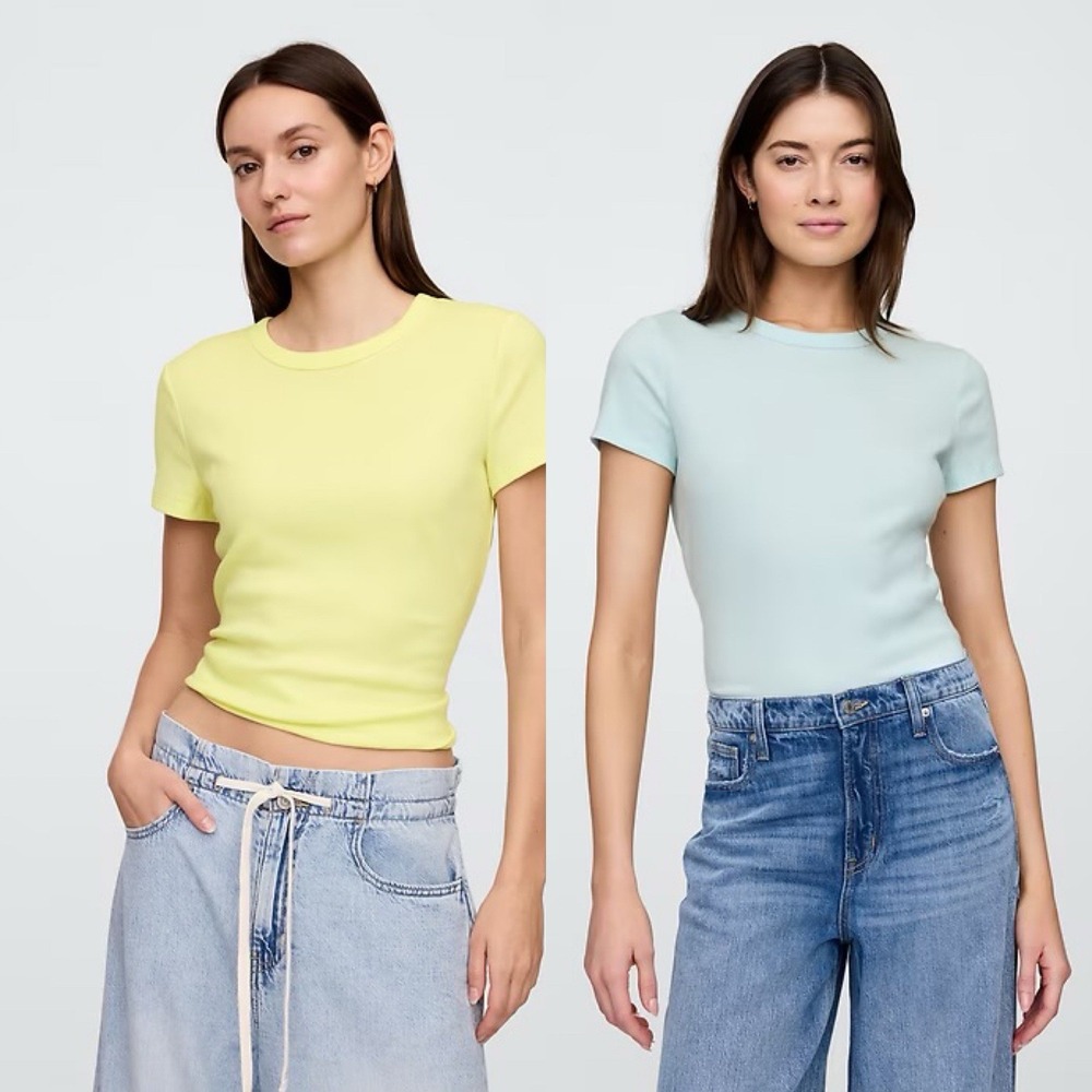 Gap Ribbed Crewneck T-Shirts Women's XL Blue and Yellow Set of 2 Stretch‎ Tees